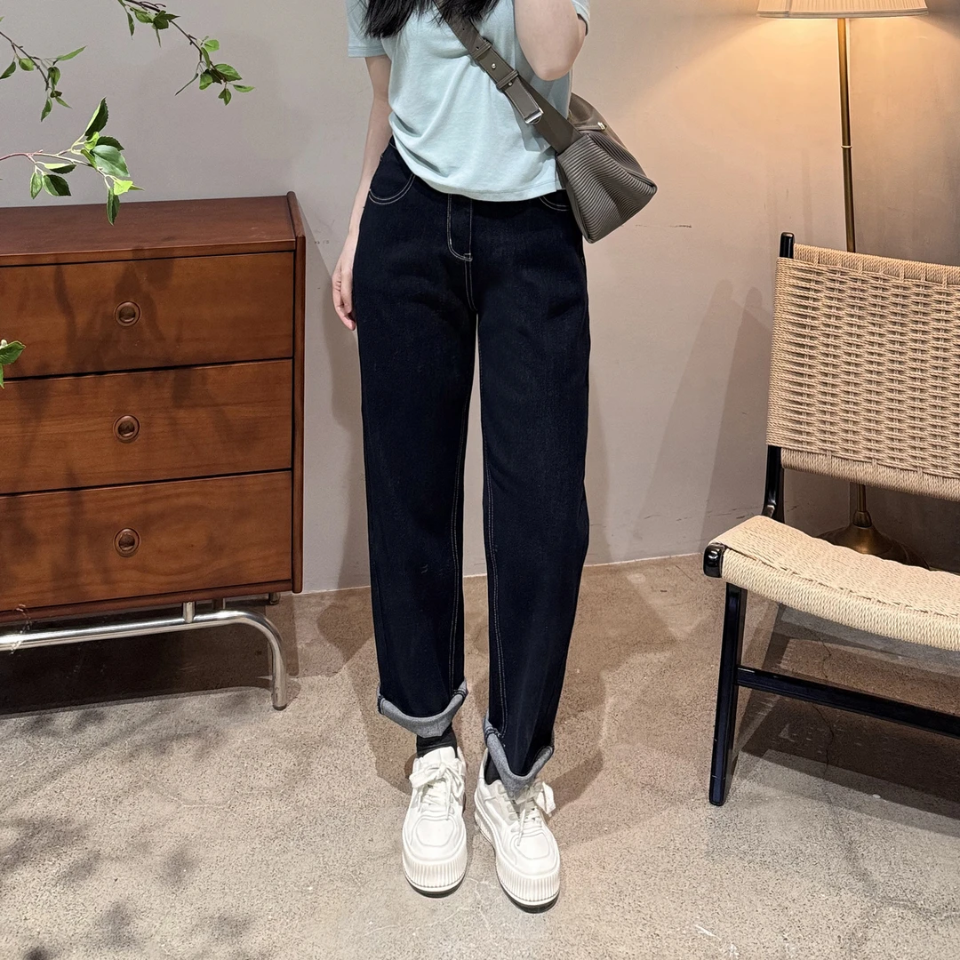 今婷韩系百搭日常简约白色明线设计深牛仔蓝直筒牛仔裤-M25102331