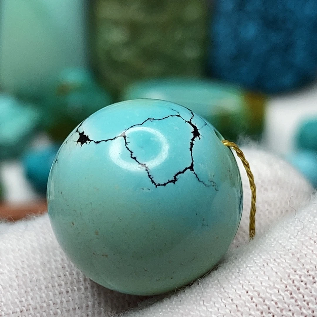 绿松石未镶嵌天然原矿 带武汉地大证书