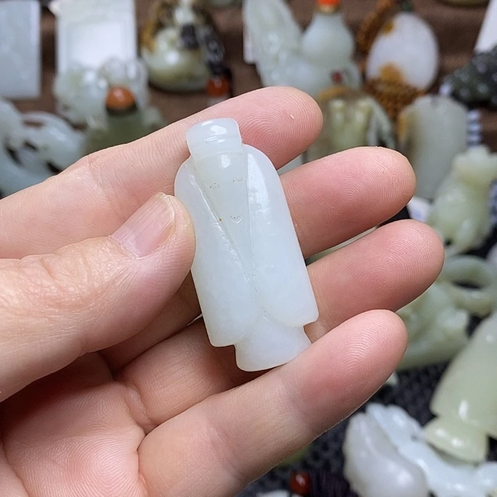 和田玉（糖玉）未镶嵌颈饰