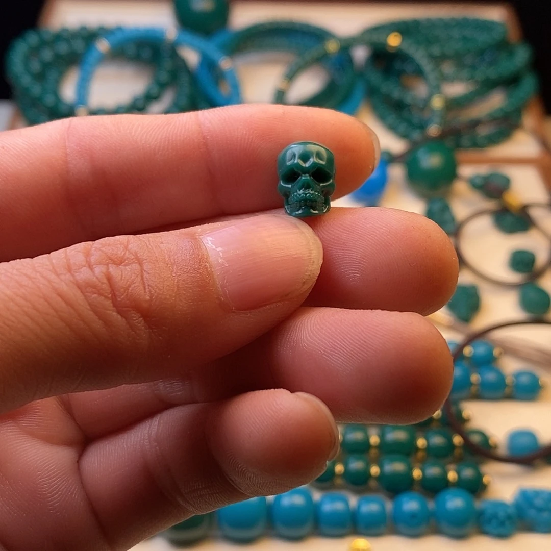 琉璃颈饰E****波8888888888888