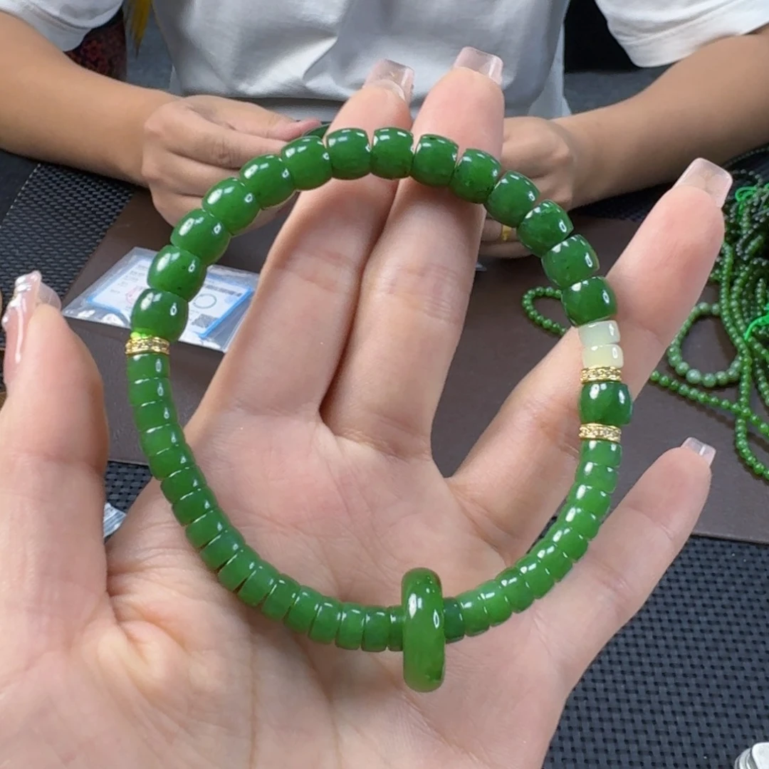 手链未镶嵌和田玉（碧玉）