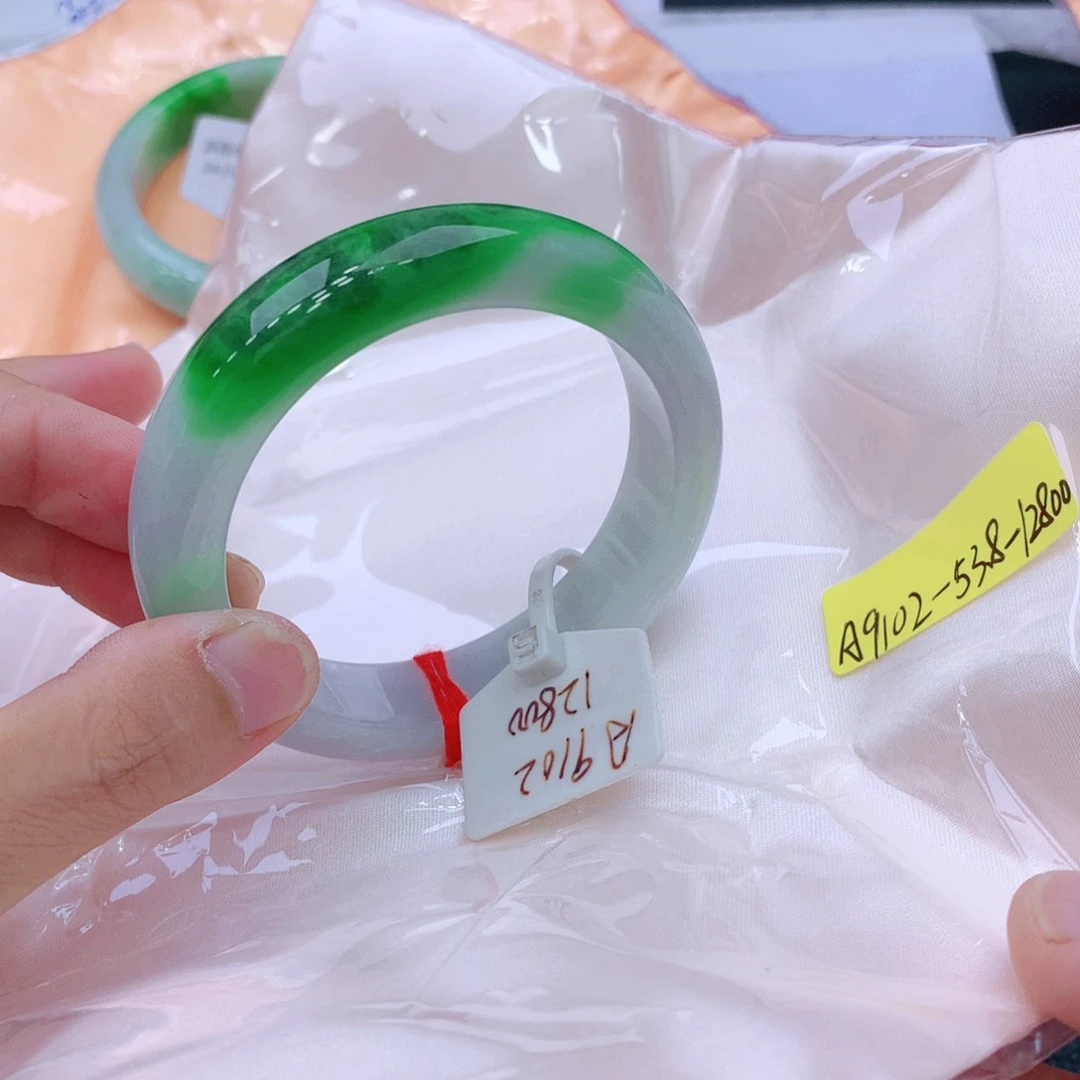 未镶嵌手镯翡翠健****