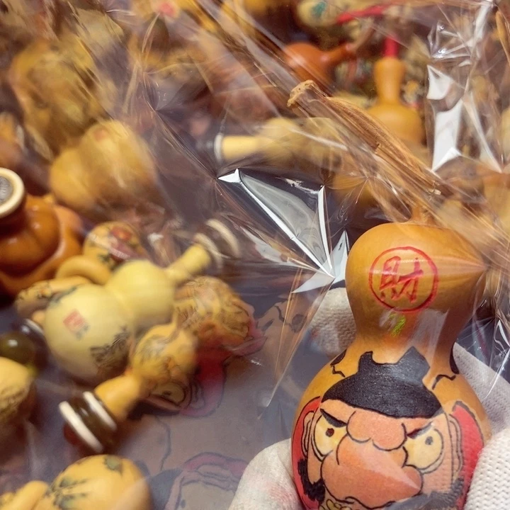 年***余有机玻璃精品品牌设计理念