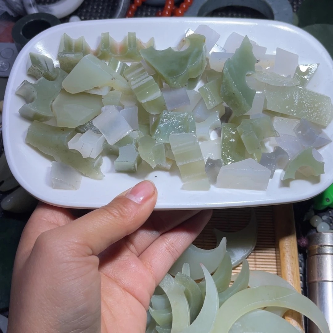 未镶嵌和田玉车挂