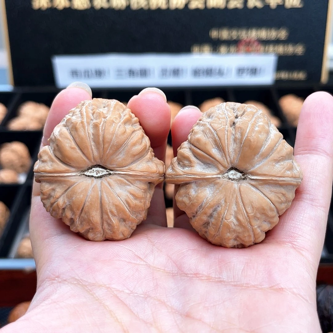 把件文玩核桃40开播福利对40b2