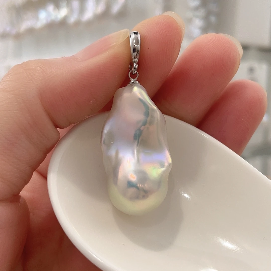 伊***莲天然淡水珍珠巴洛克未镶嵌淡水珍珠