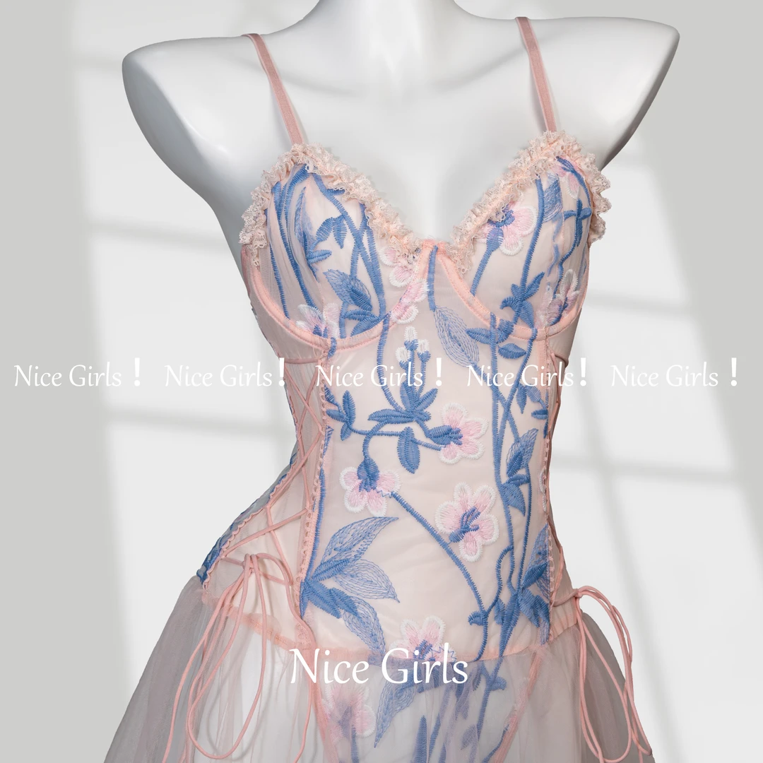 【青瓷】80-200斤大码清纯甜美刺绣蕾丝深V聚拢加钢圈睡裙