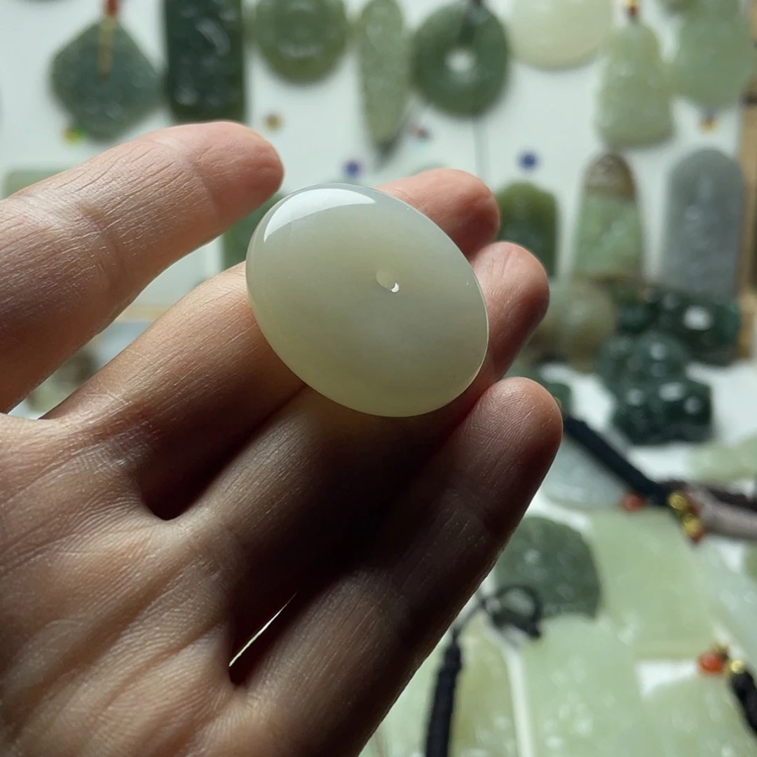 【闪购商品】和田玉未镶嵌颈饰?****回