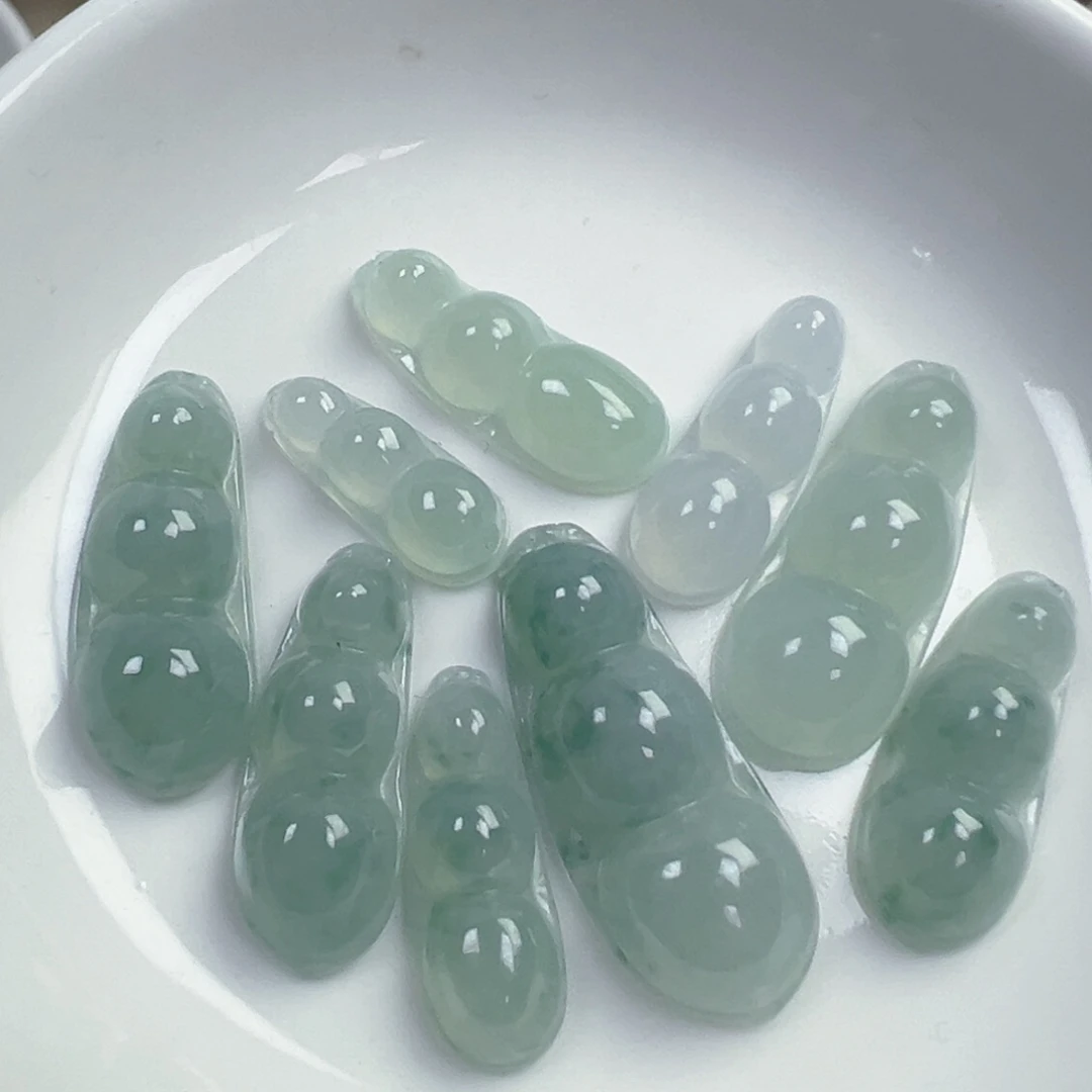 翡翠散珠翡翠飘花福豆一个可挑