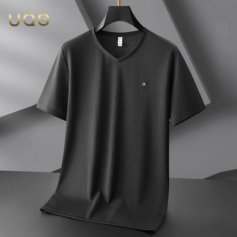 大码V领短袖T恤男装夏季新款宽松舒适薄款透气亲肤日常休闲简约款
