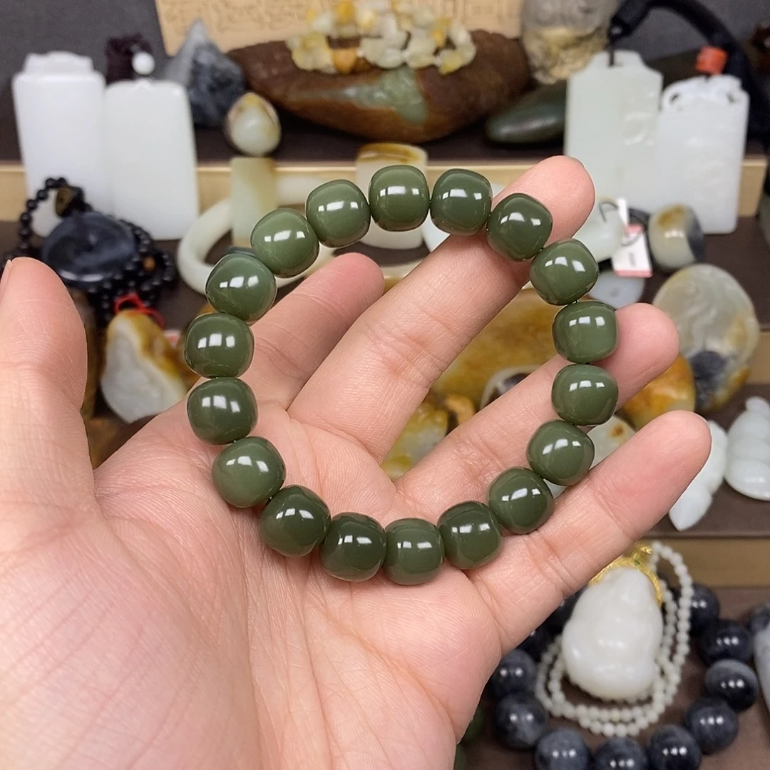 和田玉未镶嵌手串