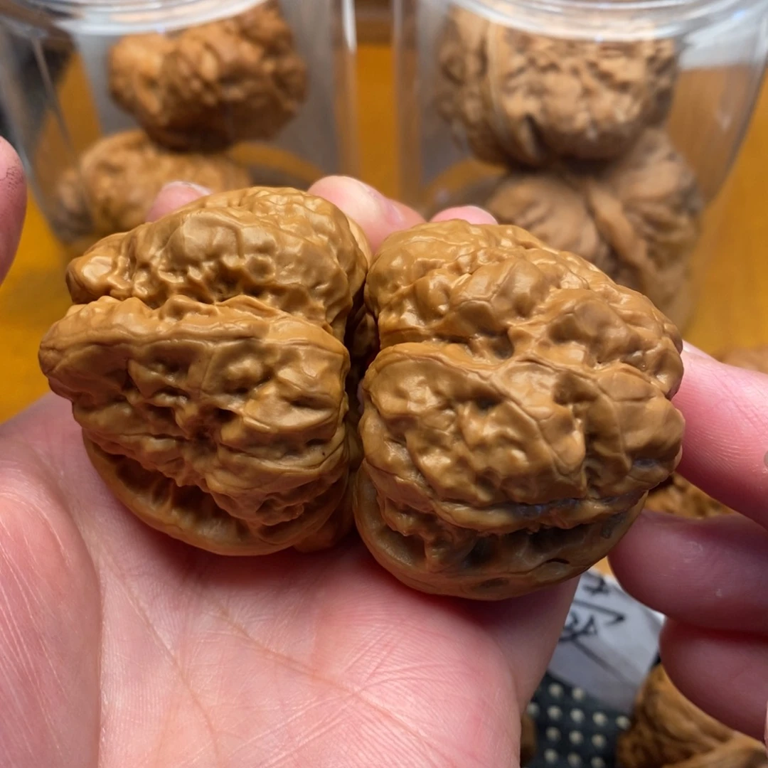 ****文玩核桃把件边43左右