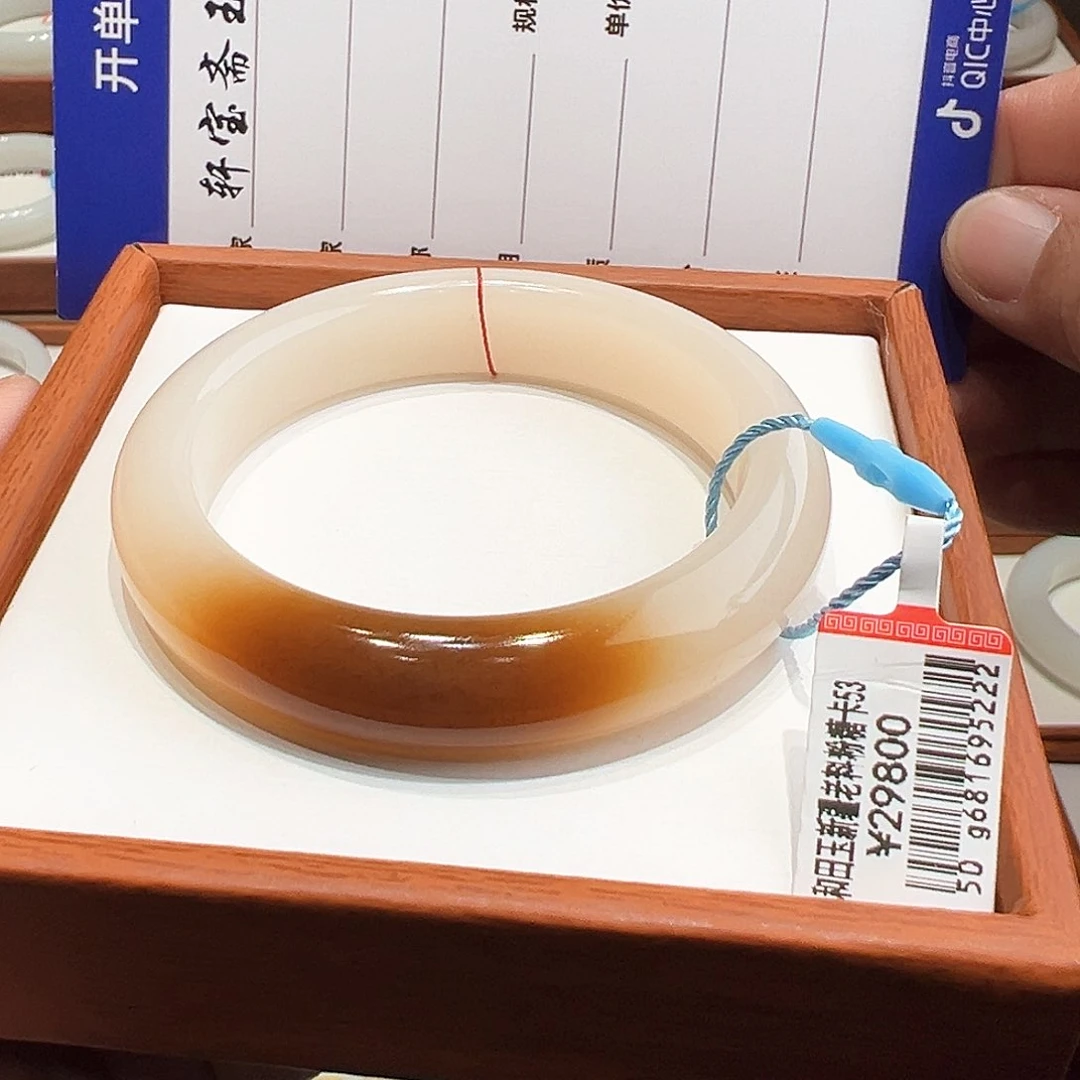 和田玉手镯未镶嵌53