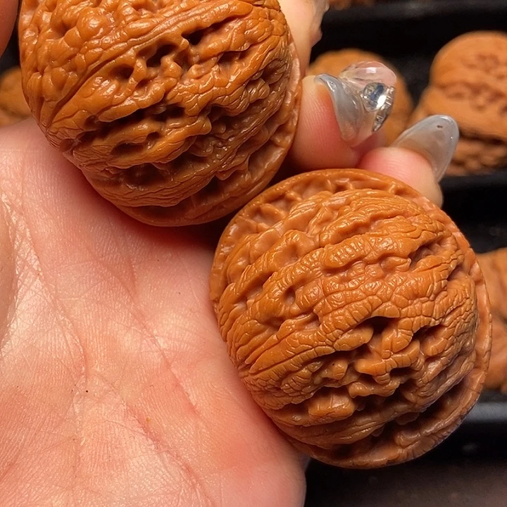 文玩核桃吊坠秦岭山脉核桃^_^