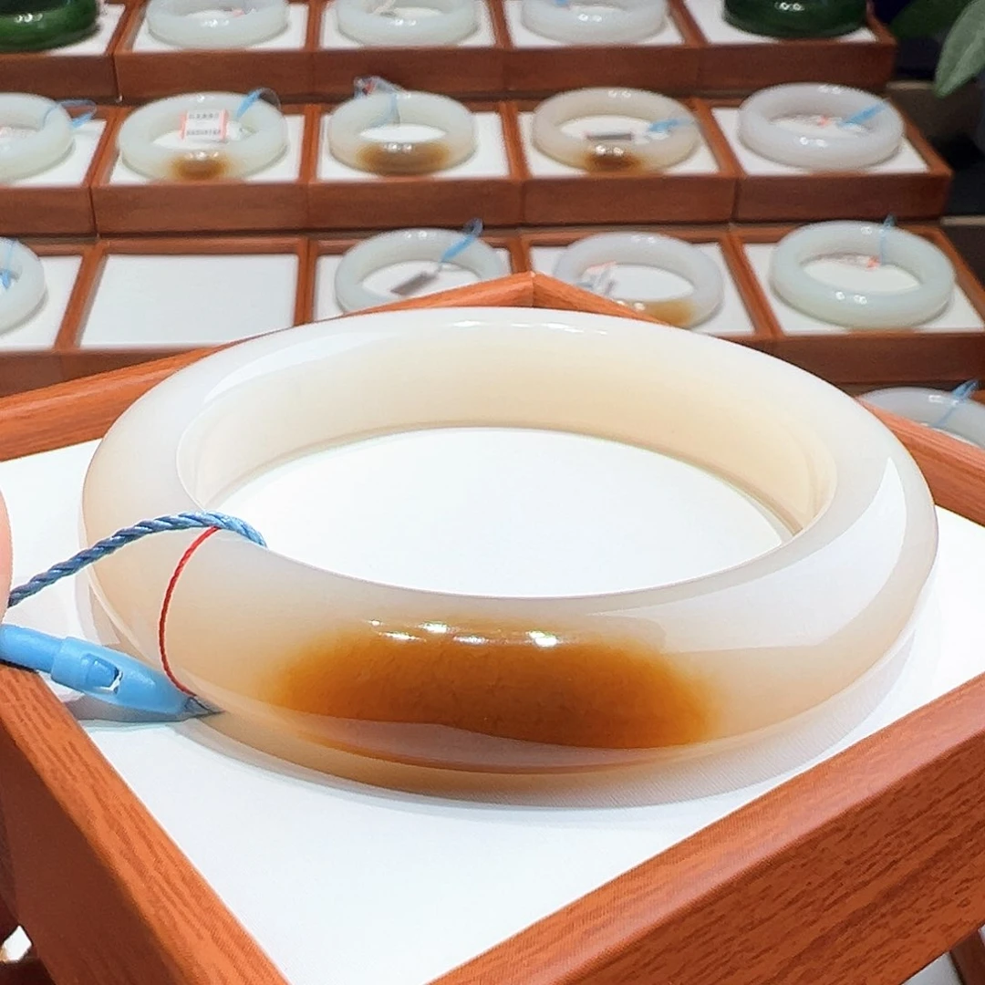 和田玉手镯55 56未镶嵌