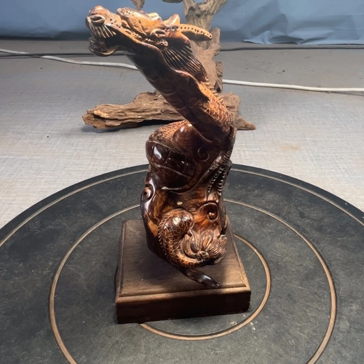 拉****花梨木类龙肝香摆件直发