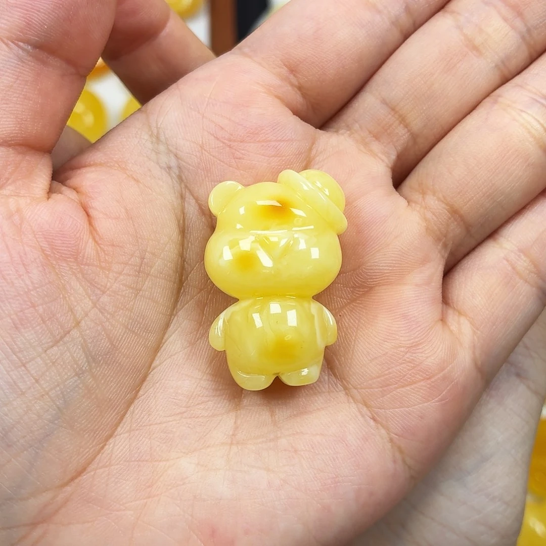 未镶嵌颈饰蜜蜡焦皮浓蜡小熊