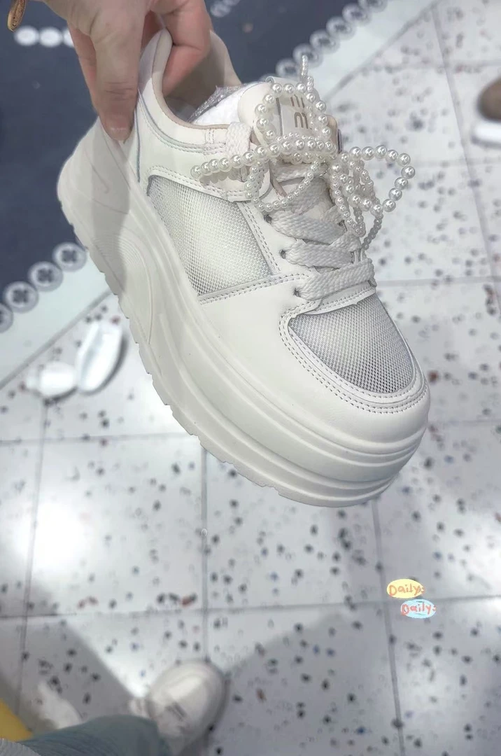 【华小姐】【春季】新款时尚潮流圆头厚底透气百搭休闲鞋6802