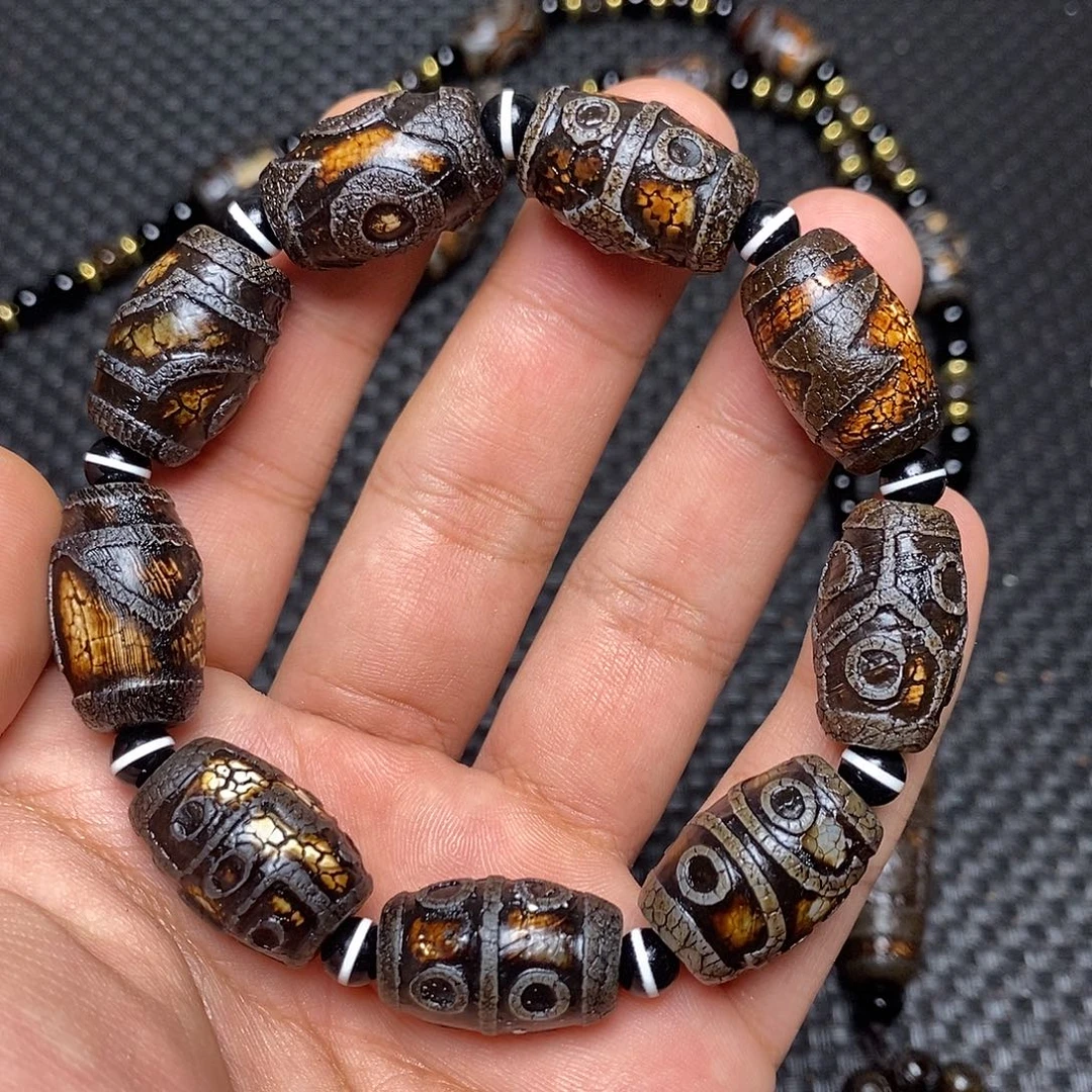 周***勇玛瑙/玉髓未镶嵌手链