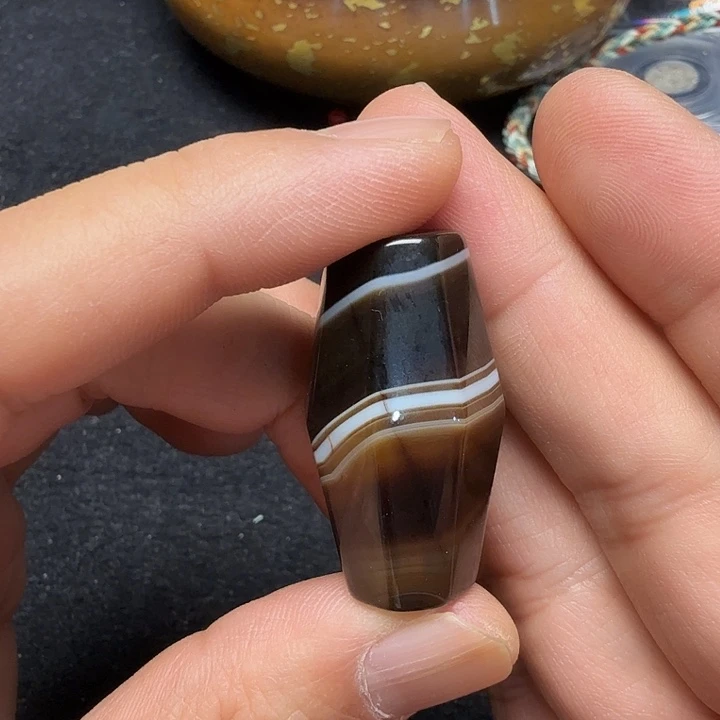 玛瑙/玉髓合金中7778