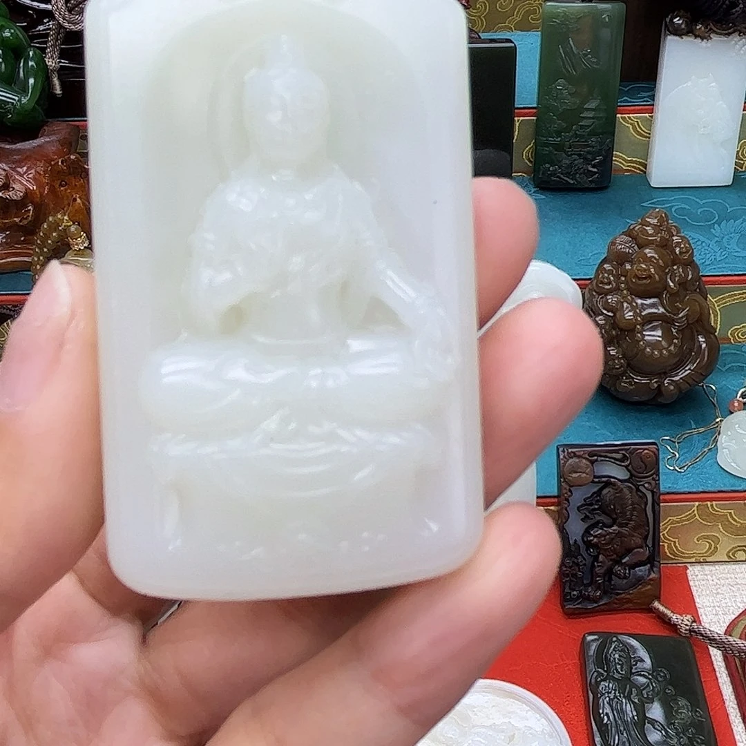 和田玉未镶嵌挂件