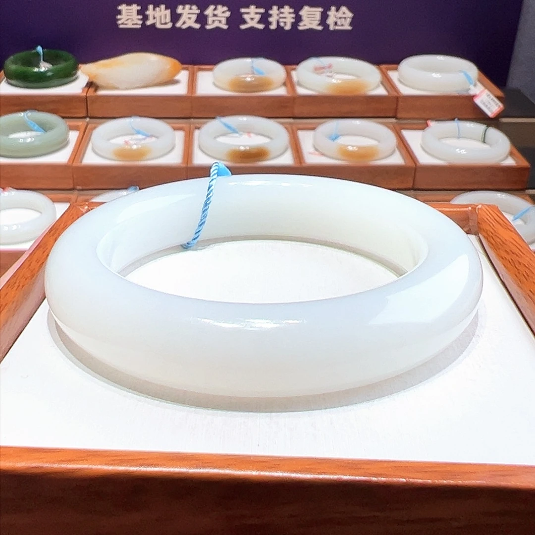 和田玉手镯 55 56未镶嵌