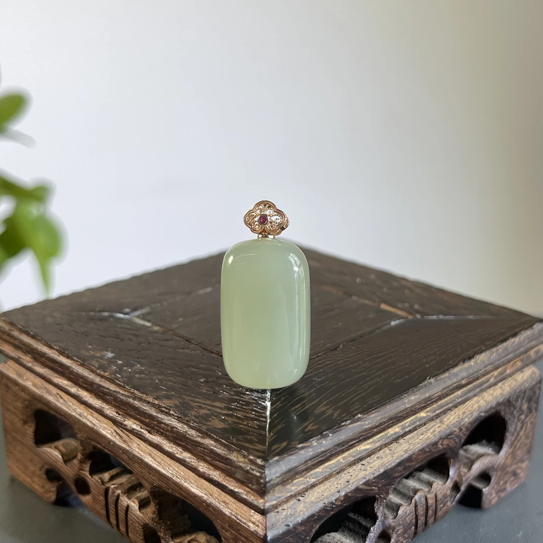 JTA12-189 和田玉-S925银扣无事牌