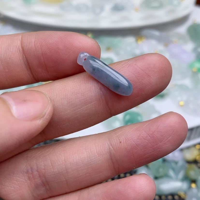 【闪购商品】翡翠吊坠(不含链)未镶嵌小瓜