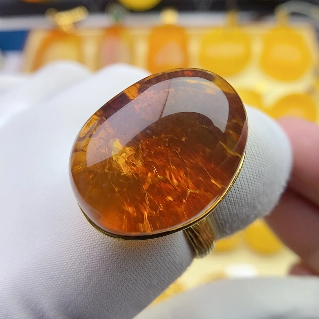 银S925镶嵌琥珀戒指