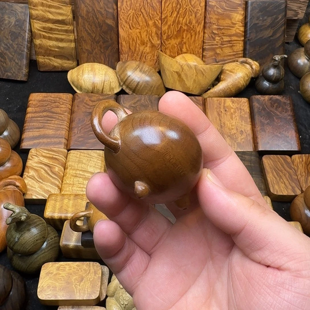 金丝楠映****红金丝楠木平安无事牌