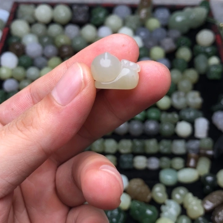 【闪购商品】和田玉未镶嵌颈饰