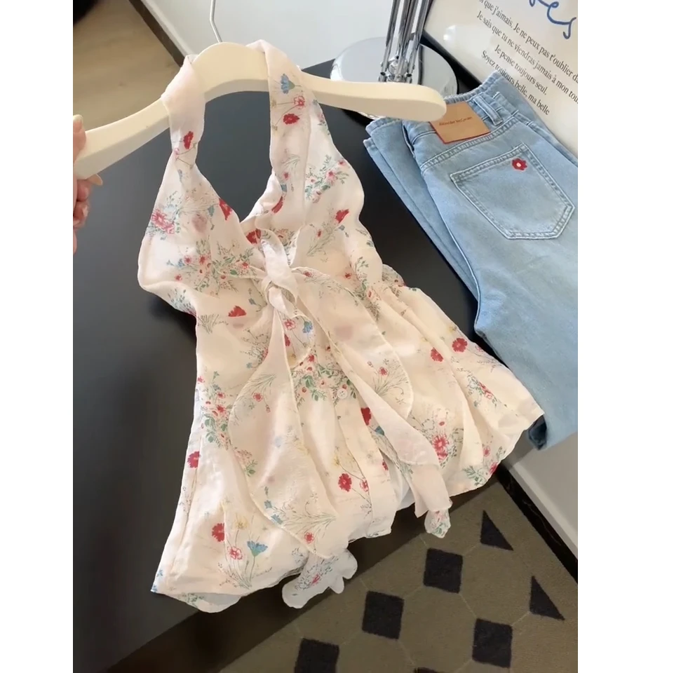 法式纯欲碎花挂脖吊带背心女夏季新款外穿甜辣修身露背无袖小上衣