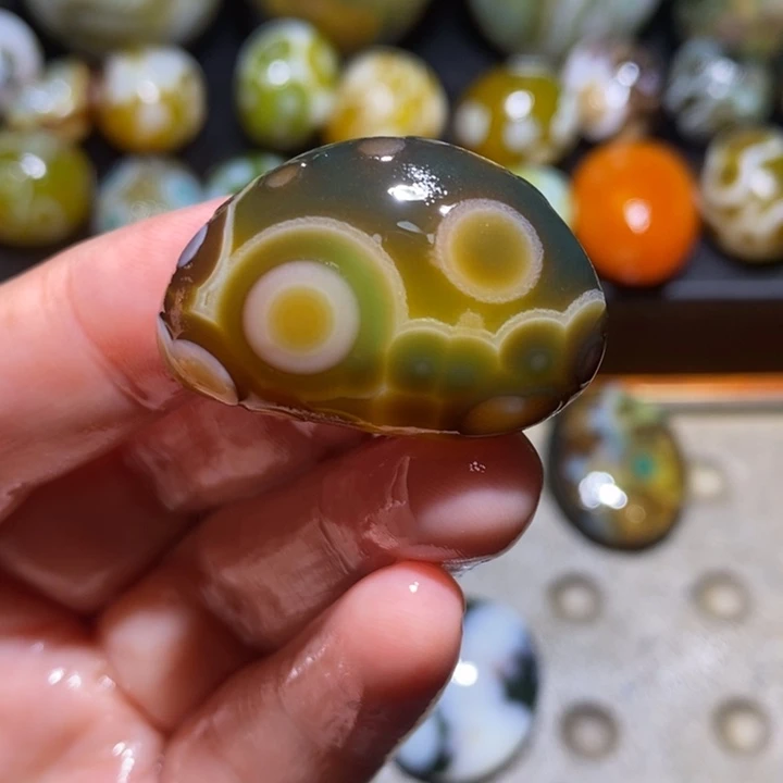 未镶嵌玛瑙/玉髓珠宝半成品72
