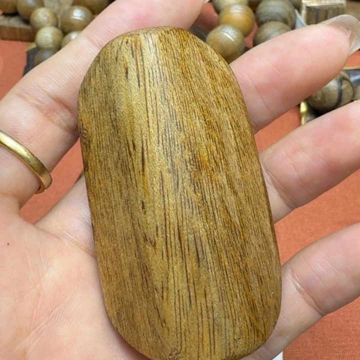 大叶紫檀（黑酸枝木类）
