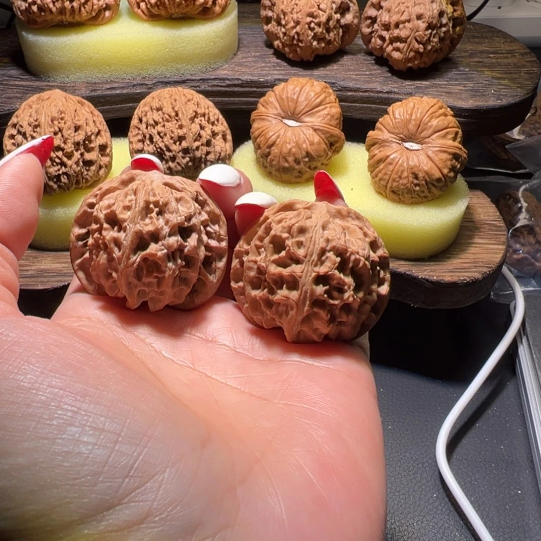 吊坠文玩核桃苹果园39