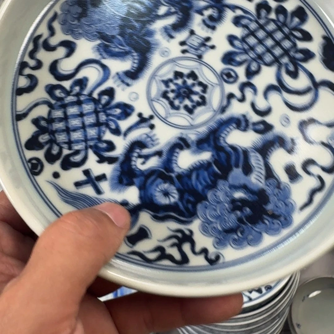 摆件青花狮子大壶承微瑕