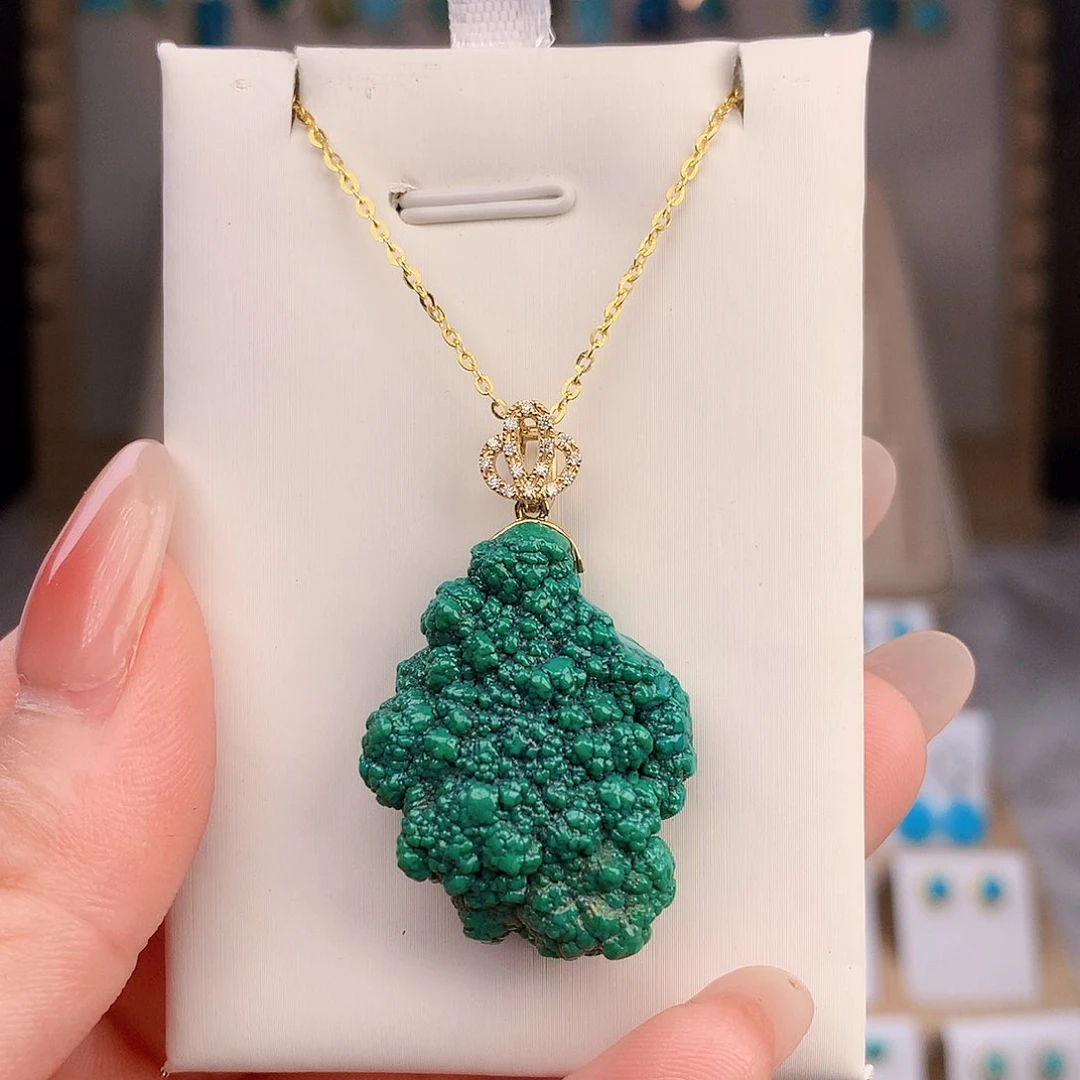 绿松石18K金镶嵌颈饰