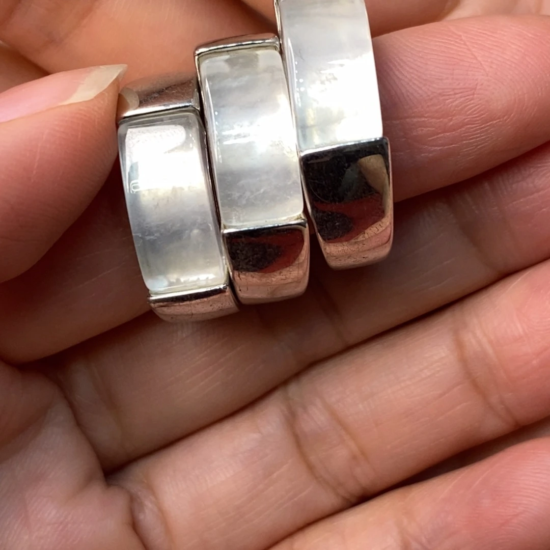 石英质玉合金戒指