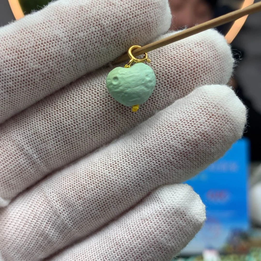 绿松石挂件未镶嵌