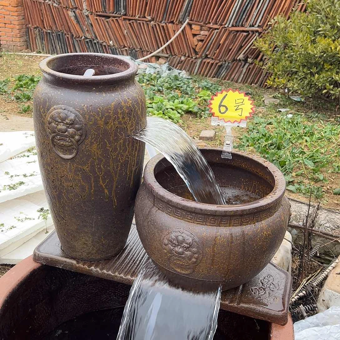 紫砂花盆瀑布上刻一幅精美