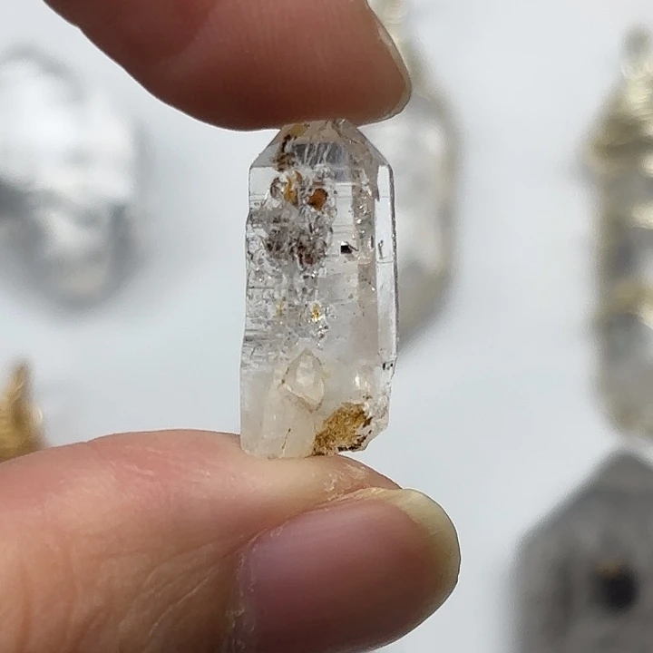 未镶嵌水晶颈饰巴基斯坦油胆闪灵钻21mm+