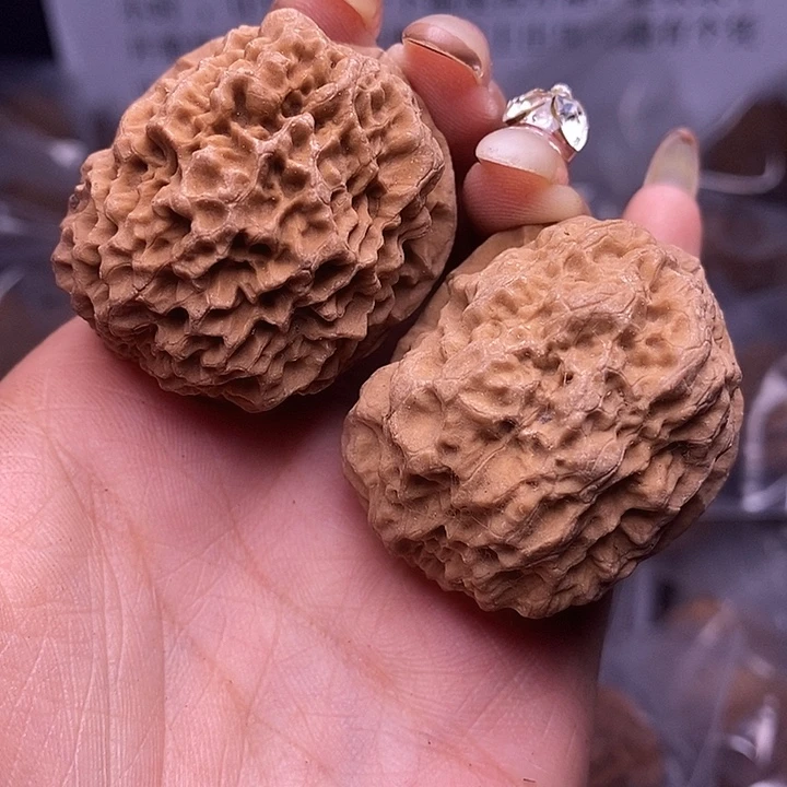 核桃云南野生铁核桃81号40mm