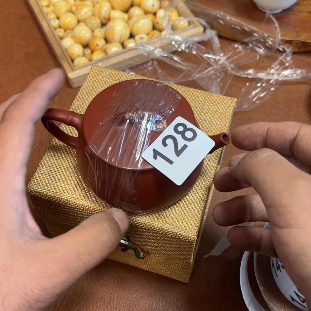 紫砂瑾煜古美术，欢迎各位老板黑*