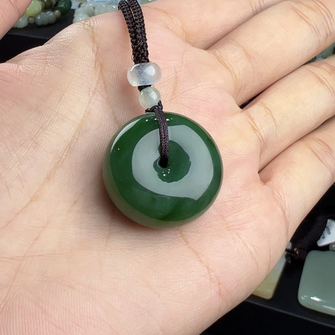 颈饰未镶嵌和田玉（碧玉）卡26
