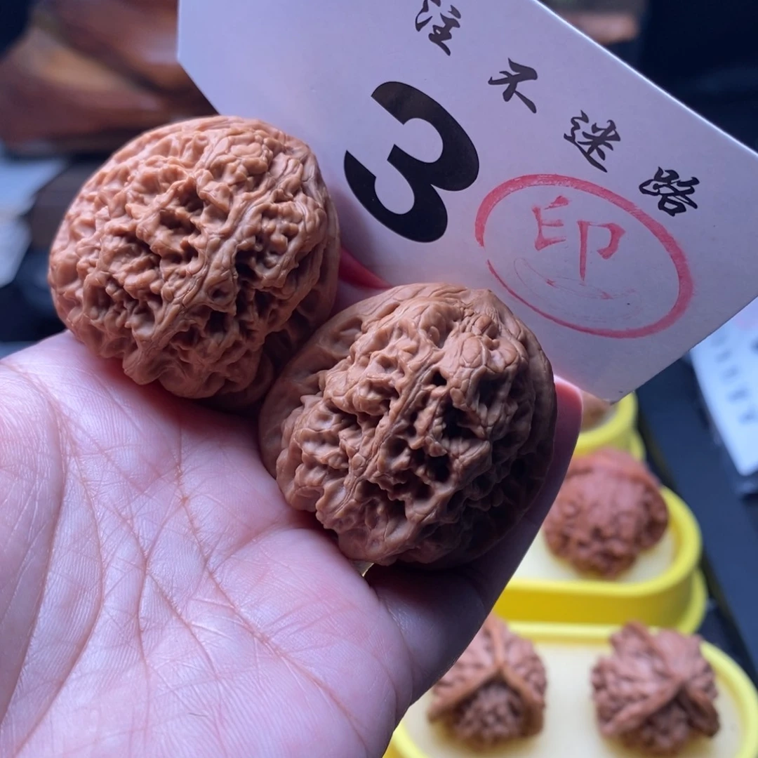 文玩核桃吊坠40将军
