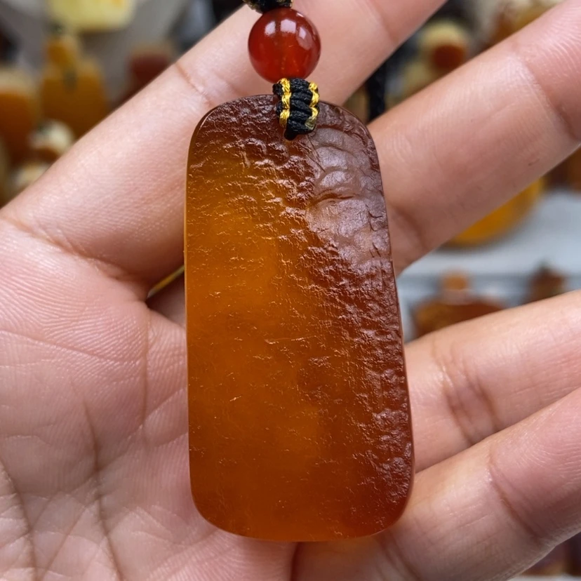 【闪购商品】琥珀颈饰未镶嵌