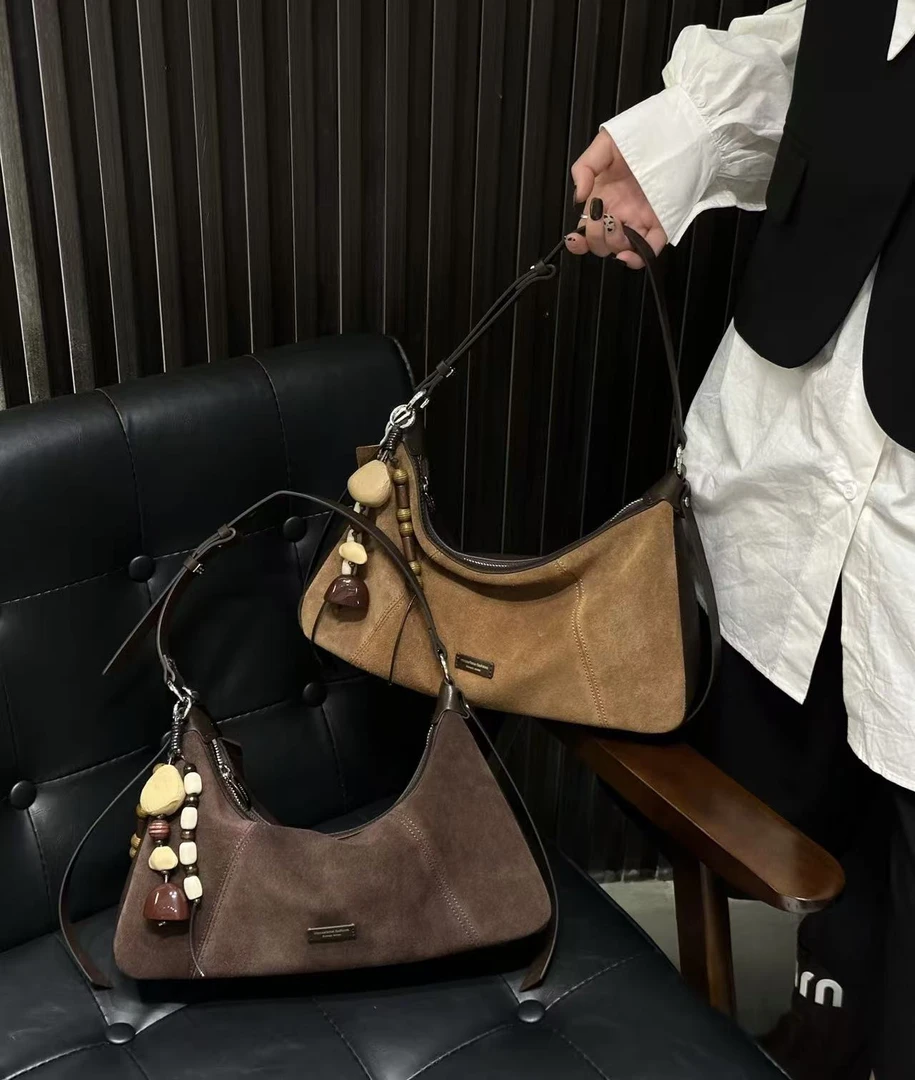 秋冬磨砂牛皮腋下包饺子包韩式复古斜挎包简约风时尚轻奢文艺风