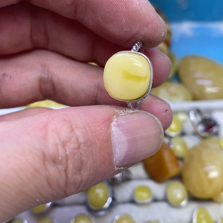 蜜蜡裸石银S925镶嵌戒指