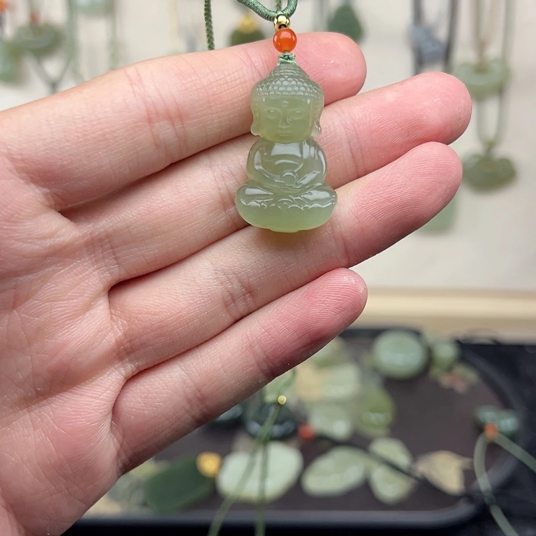 影***人颈饰未镶嵌和田玉