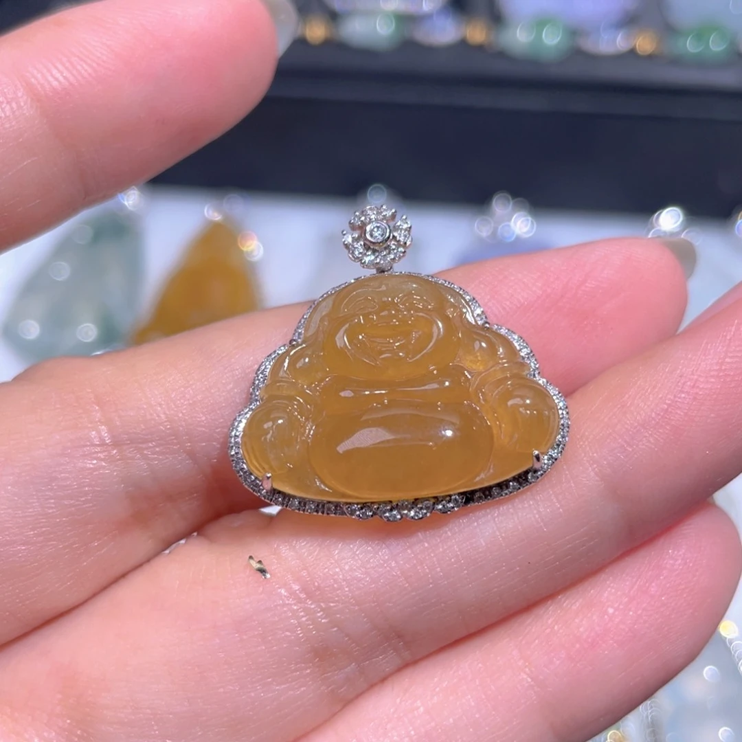 颈饰18K金镶嵌翡翠翡翠